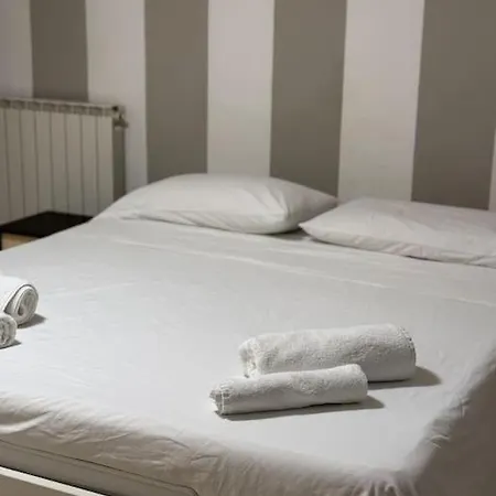 Centro E Mare אלסיו